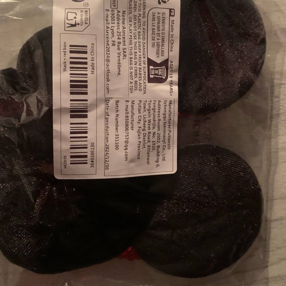 Black Fabric Pads